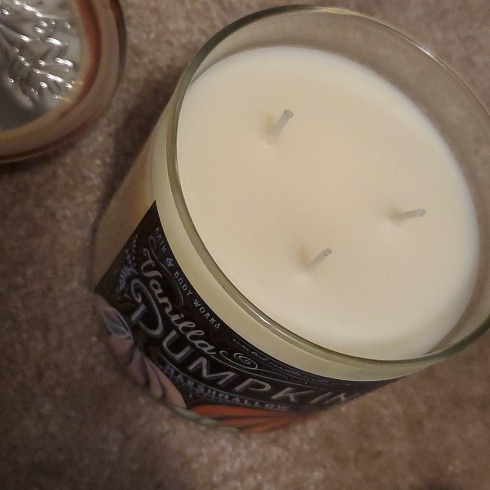 Vanilla Pumpkin Marshmallow - Picture 3 of 4